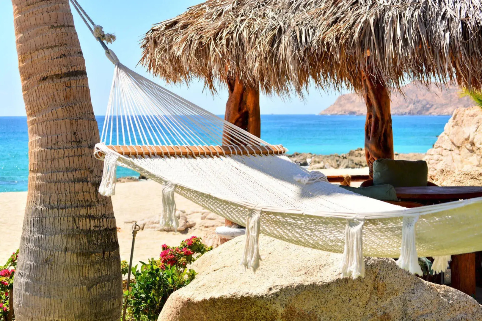 Las Mañanitas by Casago