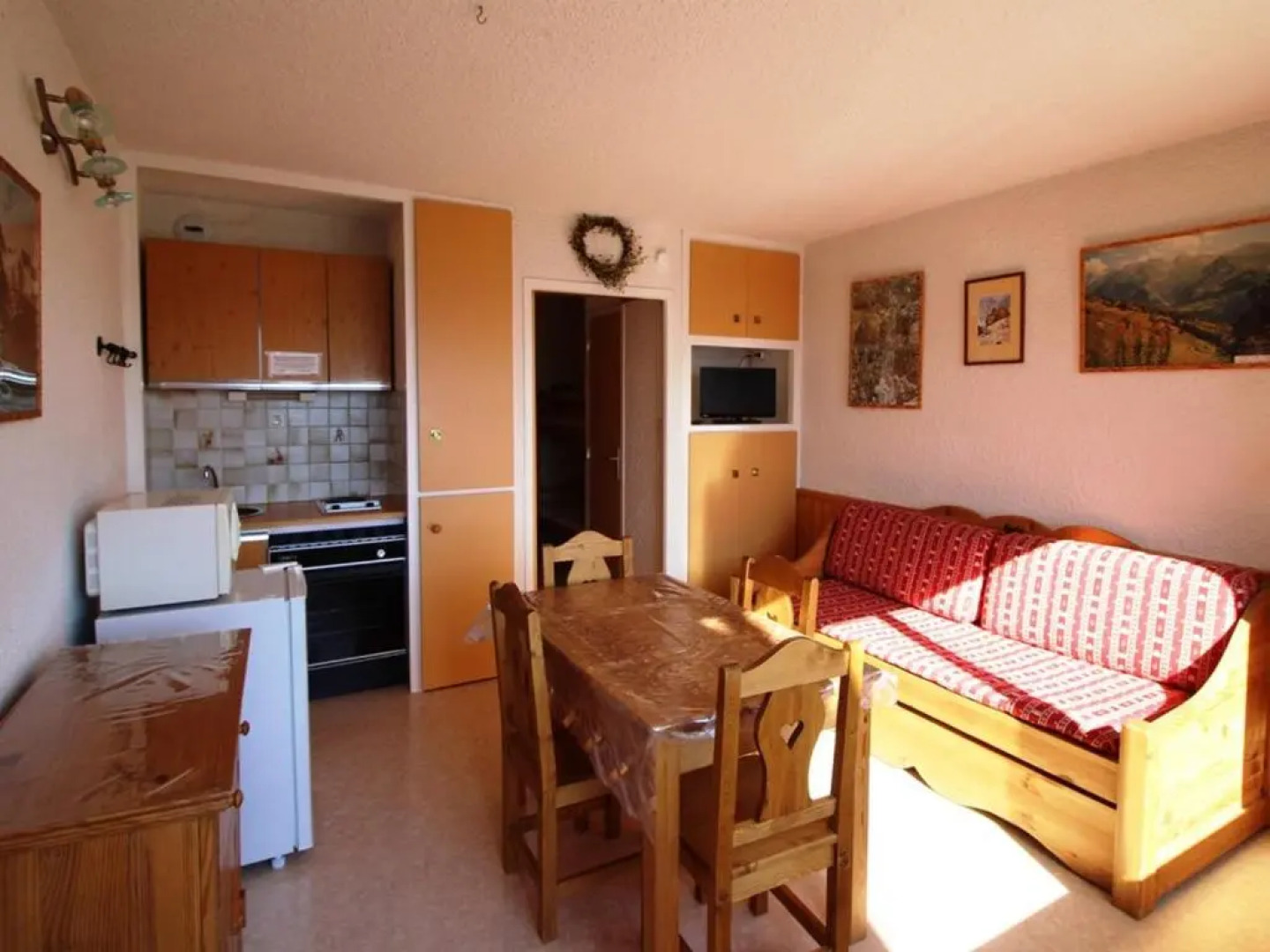 Appartement Auris, 1 pièce, 4 personnes - FR-1-297-25