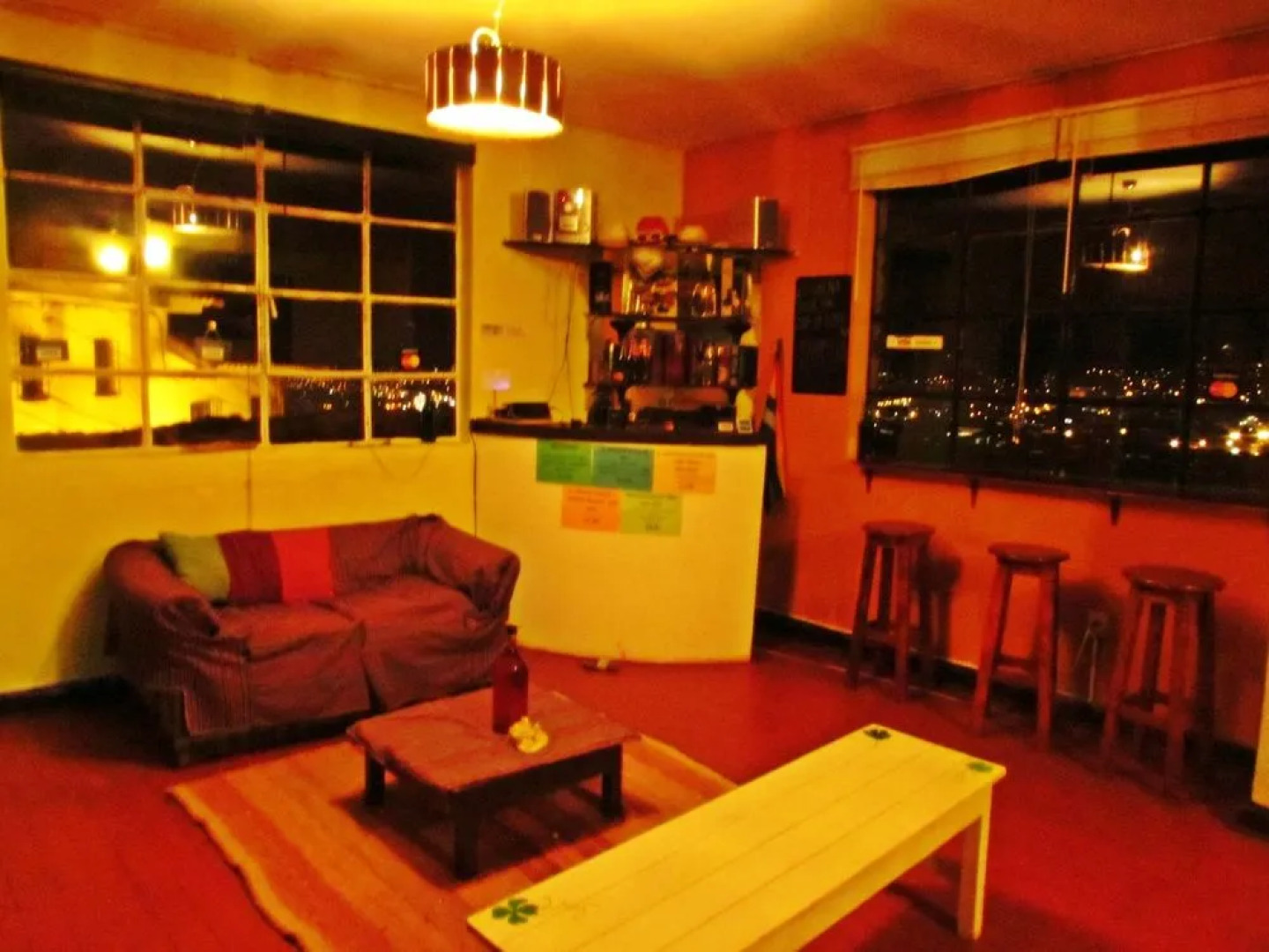 Hitchhikers Cusco Hostel