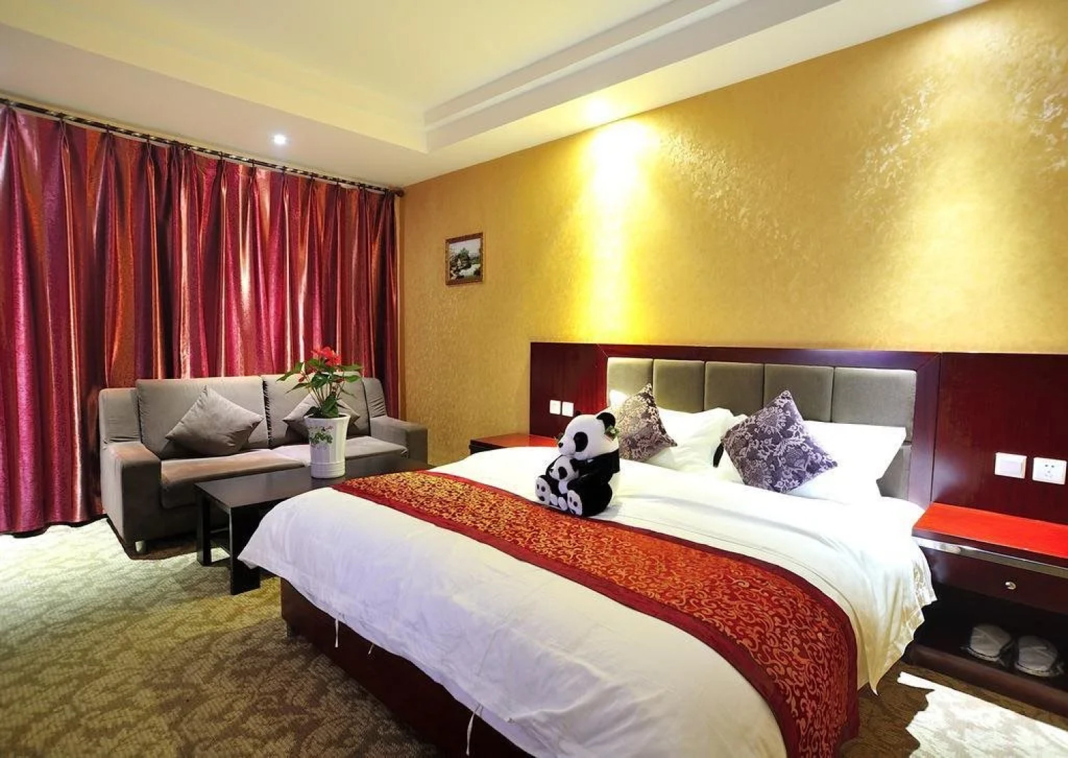 Jiuzhaigou Tusheng Shanzhuang