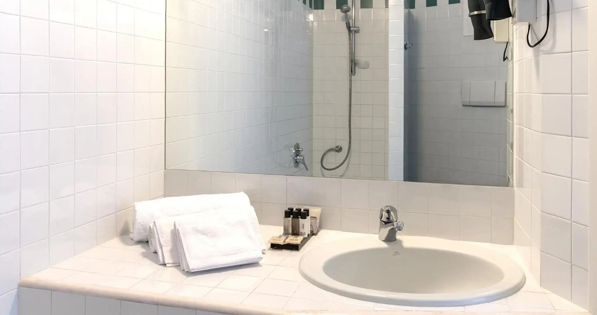 Victoria Palace Hotel