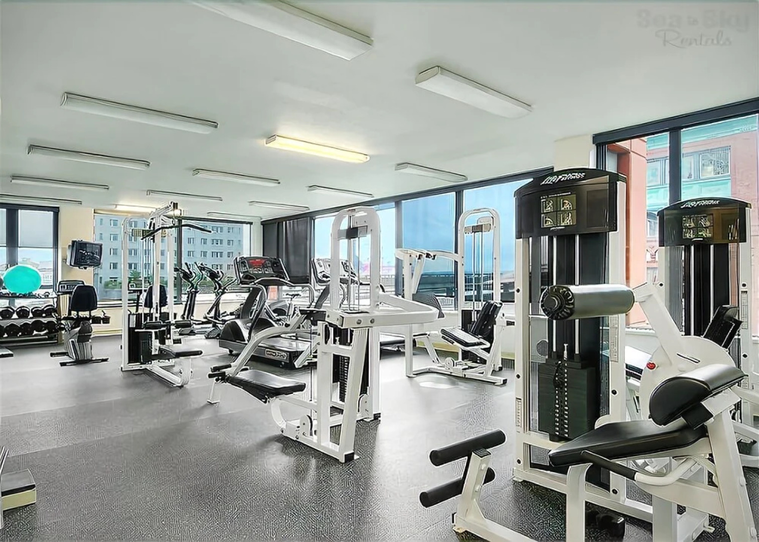 Harbor Steps Sound View Suite - Two Bedroom Apartment with Balcony