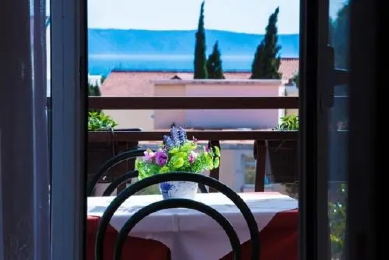 Apartmani Sutic & Restaurant San