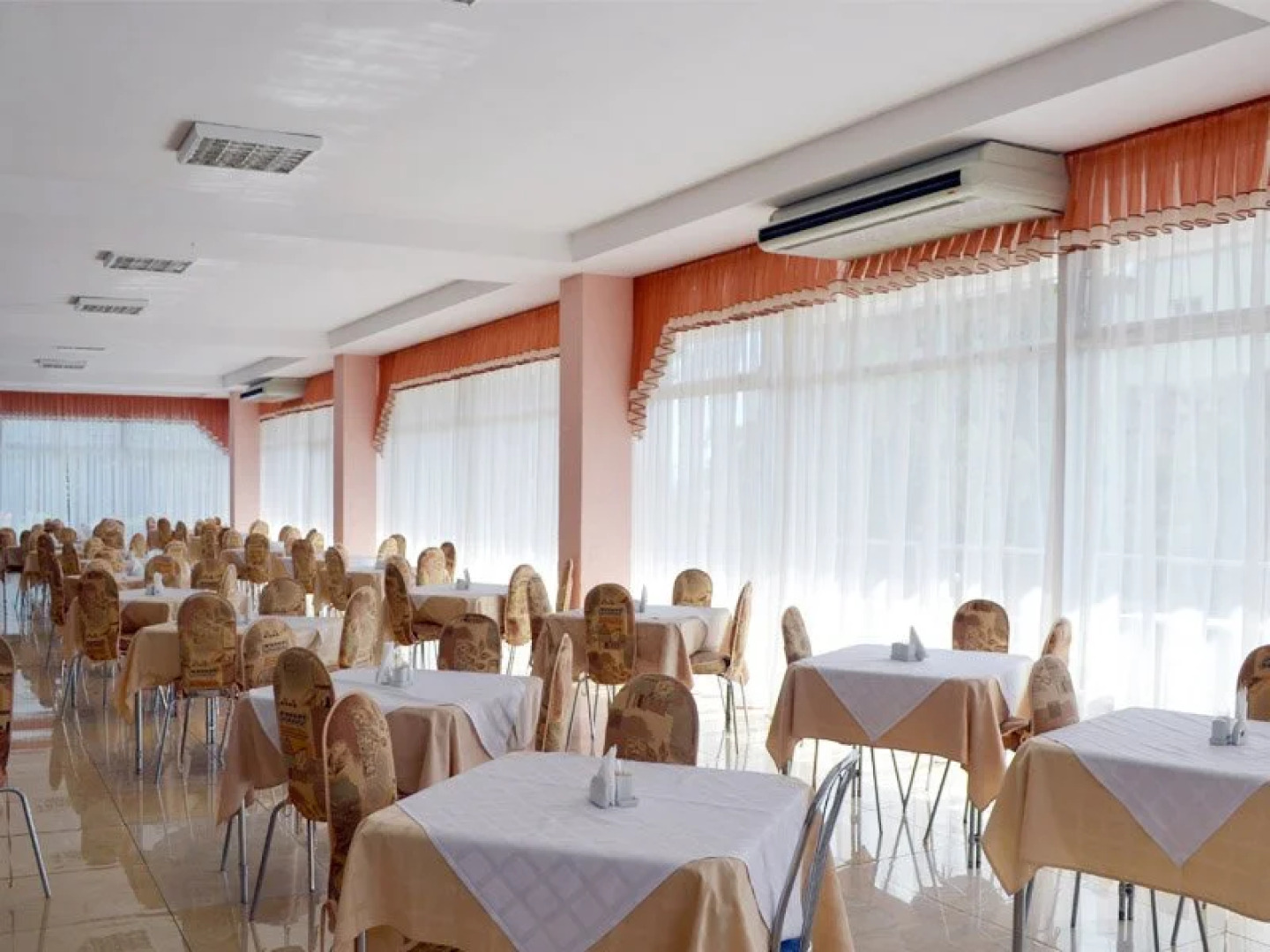 Парк Отель Марат