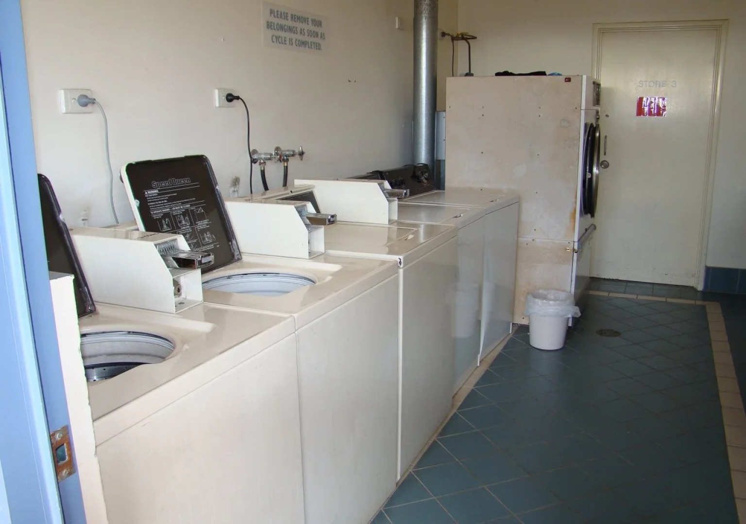 Dunsborough Inn Backpackers