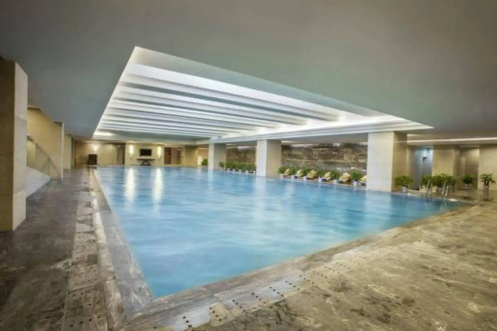 Tanglong International Hotel