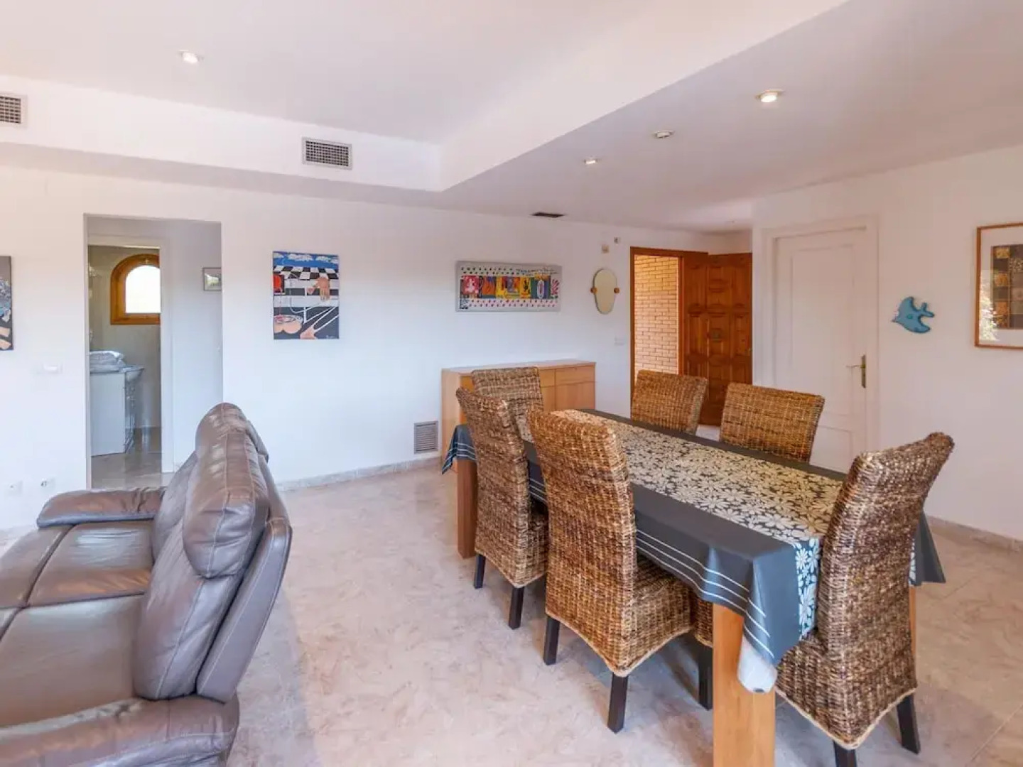 Luxurious Villa St Pere Pescador With Swimming Pool