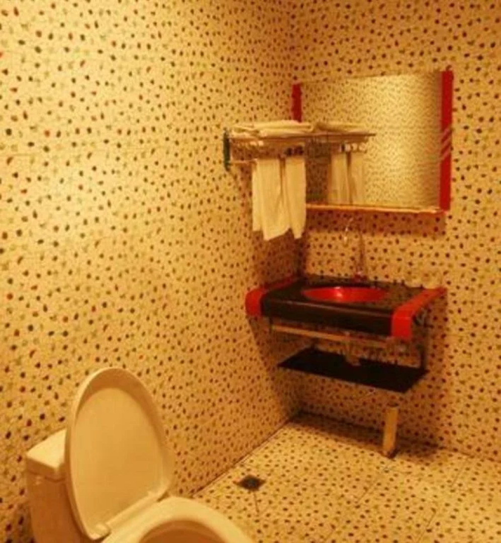 Linzhi Yujiangnan Hotel