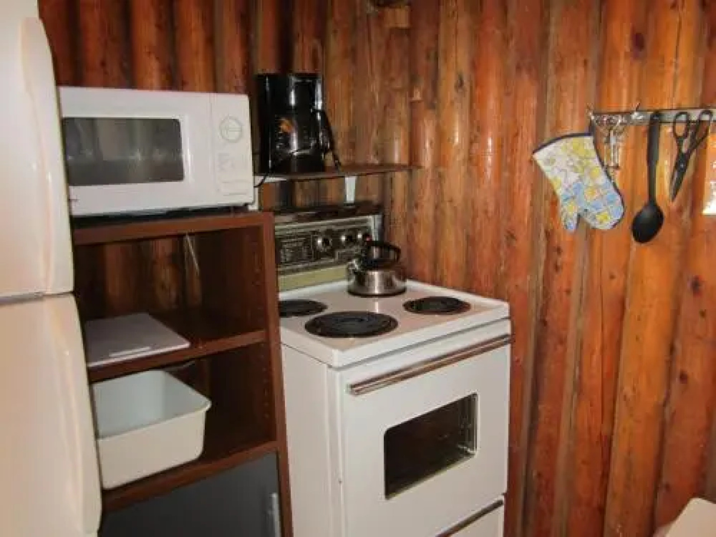 Seawood Bed & Breakfast & Cabins