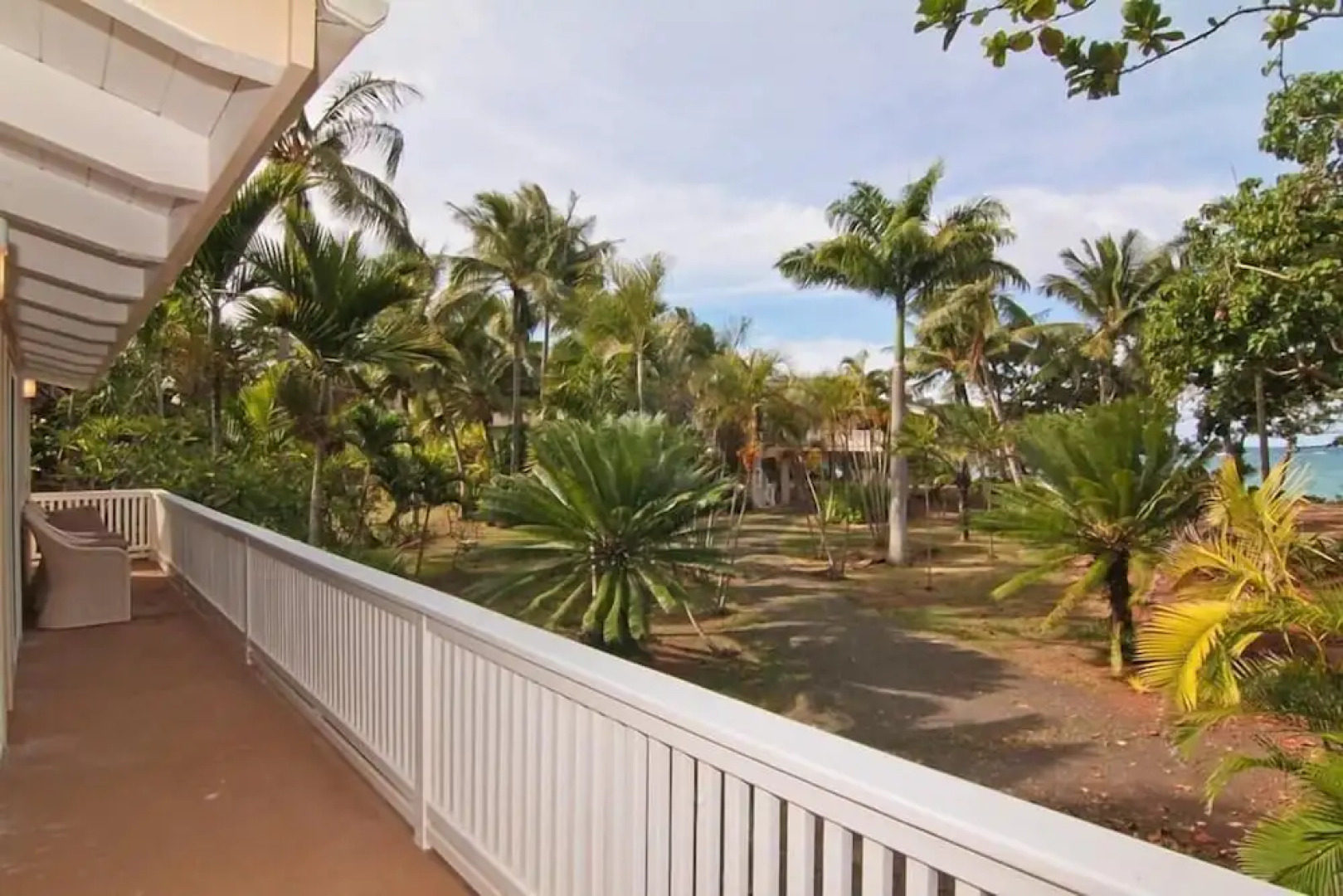 Moloa'a Bay Villa and Cottage