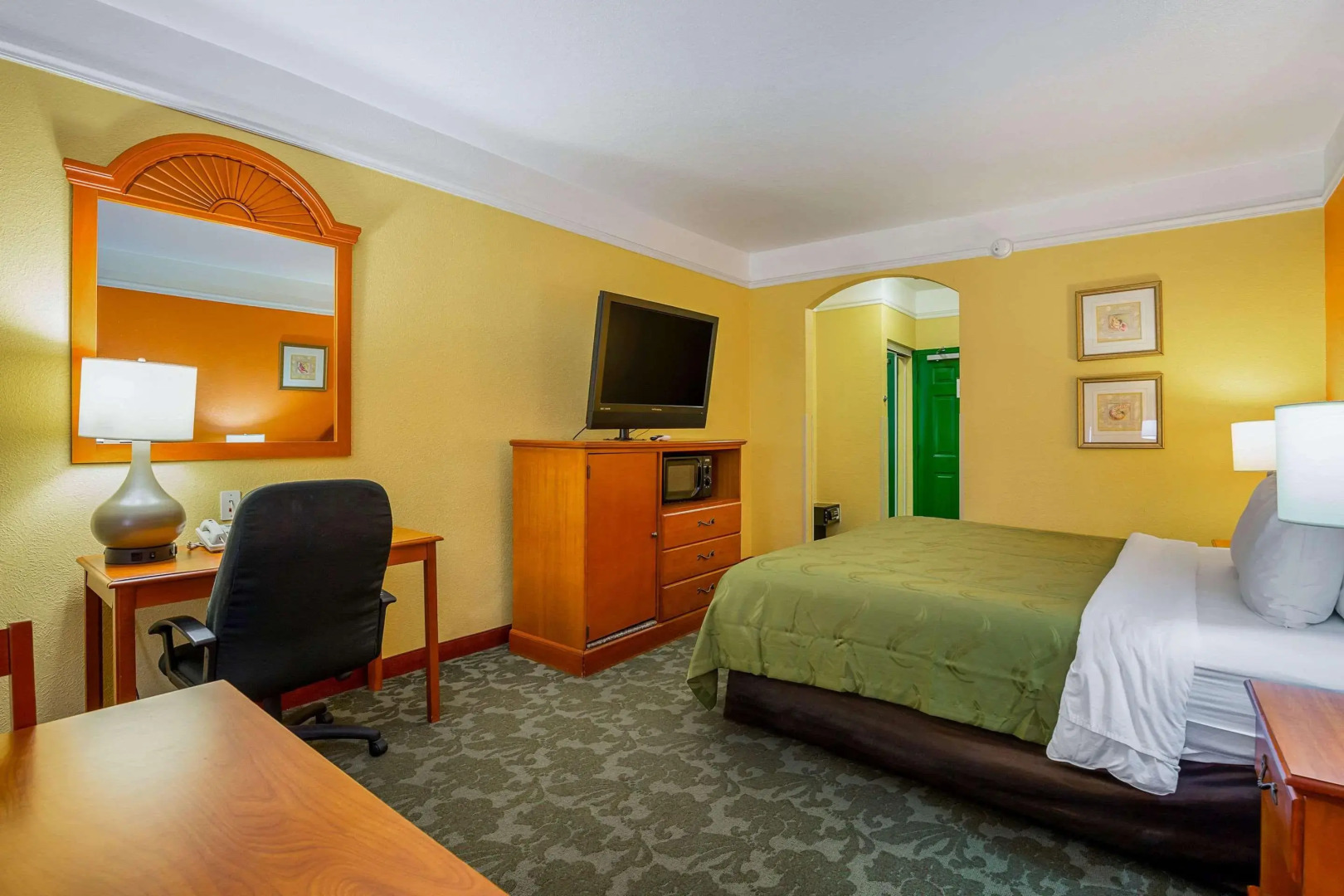 Quality Inn & Suites Galveston - Beachfront