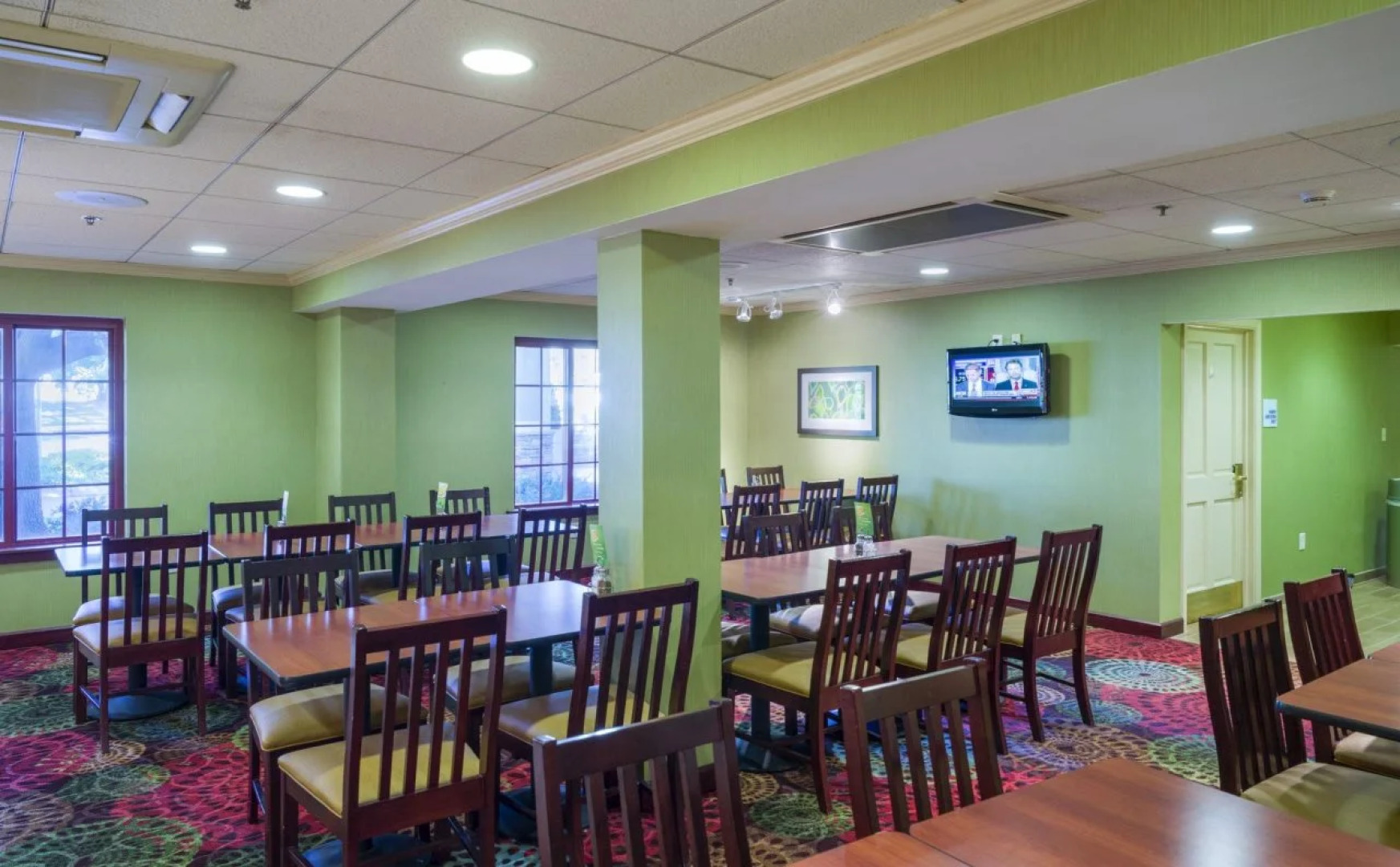 Holiday Inn Express Frazer - Malvern by IHG