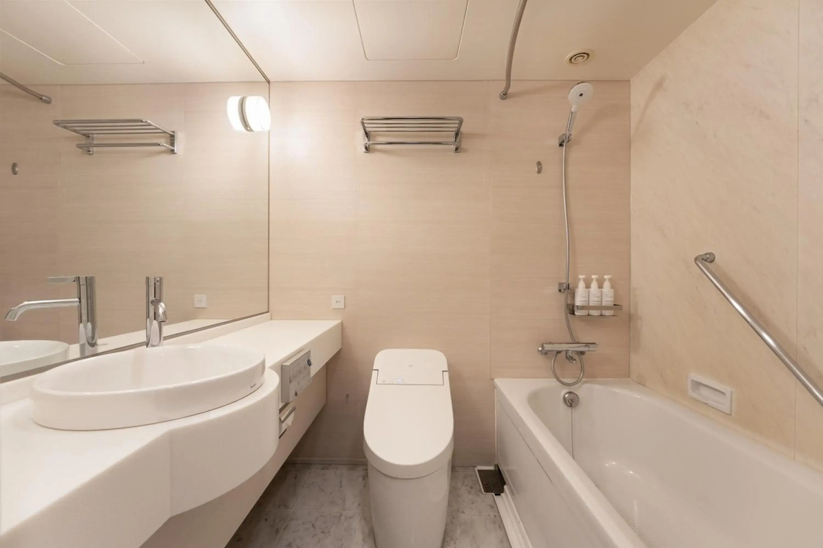 Kobe MerikenPark Oriental Hotel