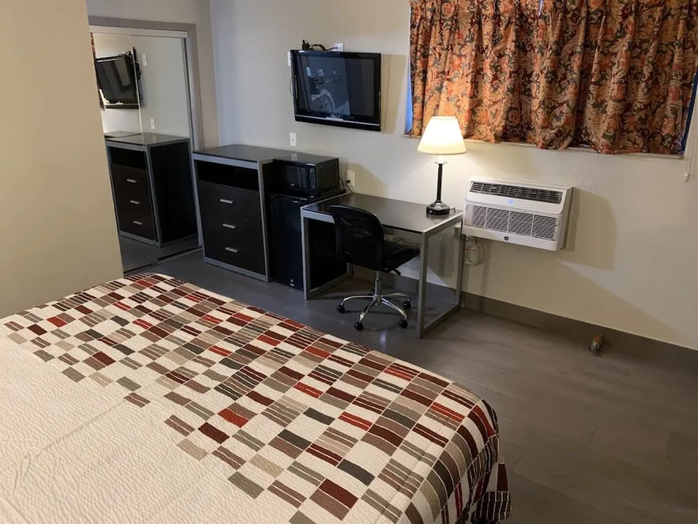 Days Inn Long Island/Copiague