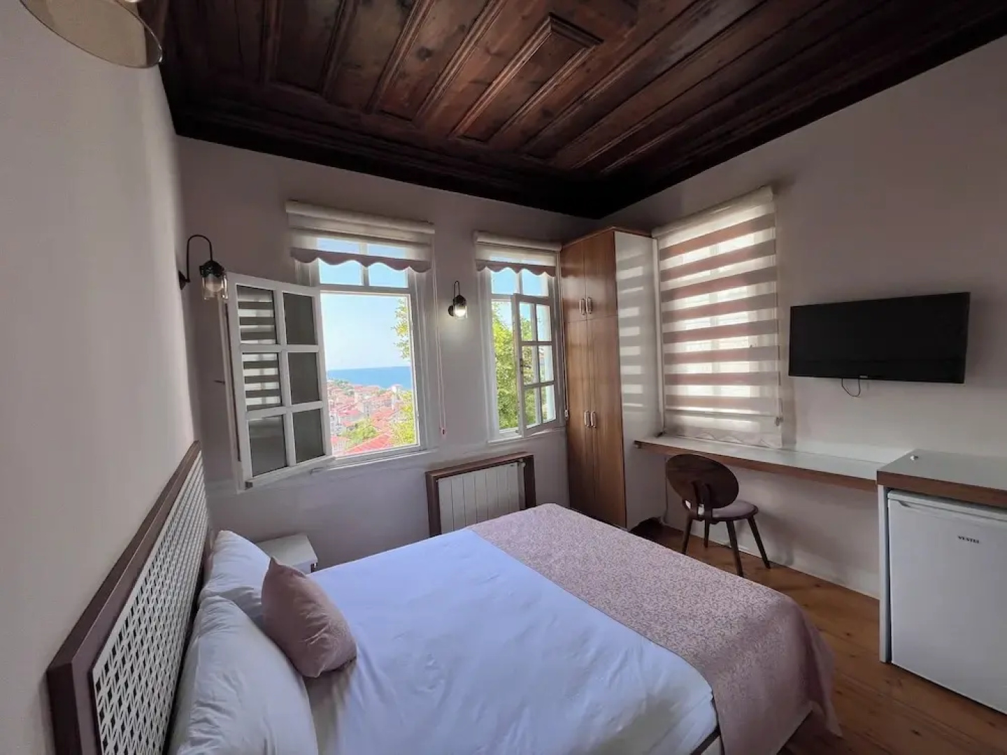 Demiröz Konak Otel