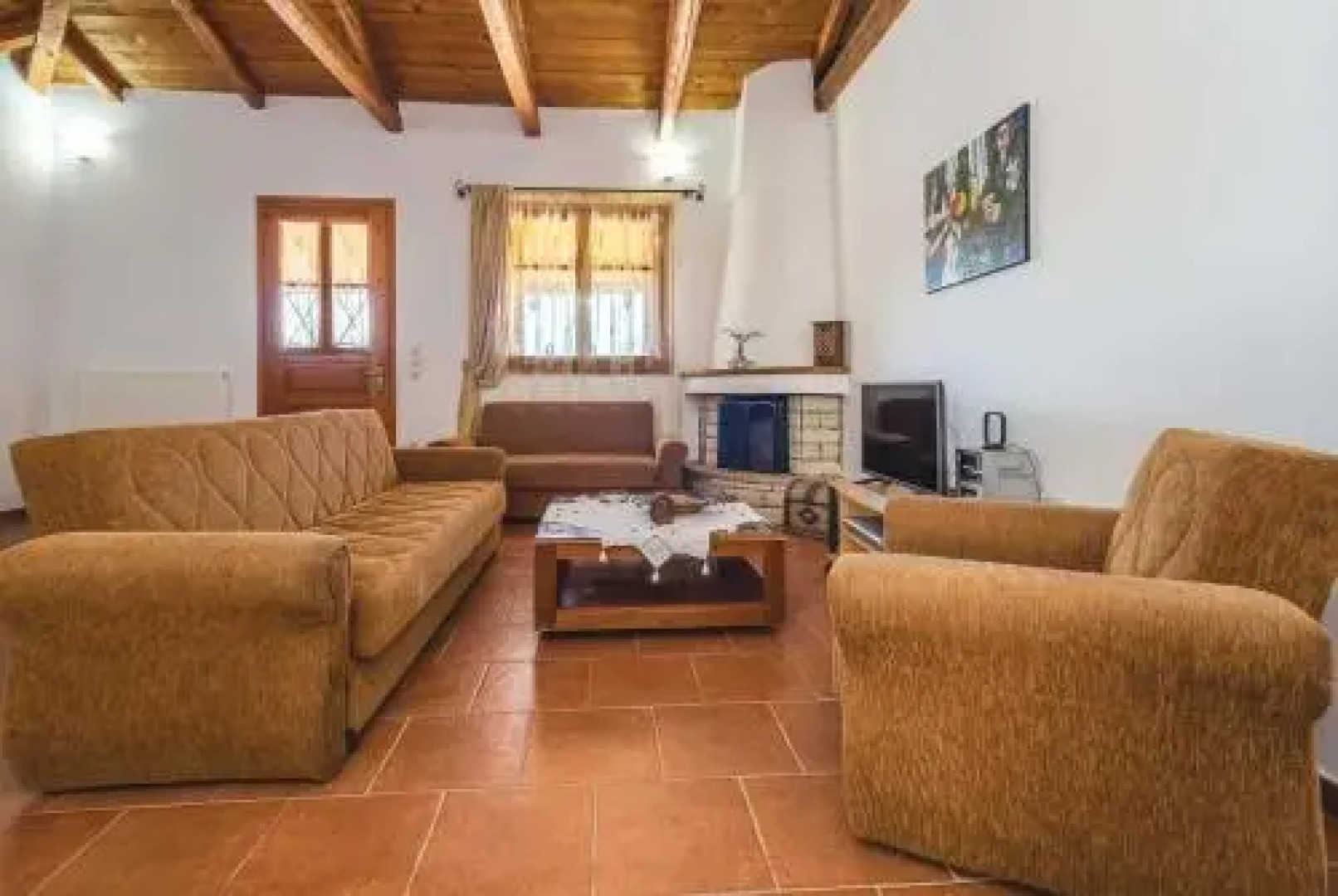 Daphne Aghios Nikolaos Peloponnese