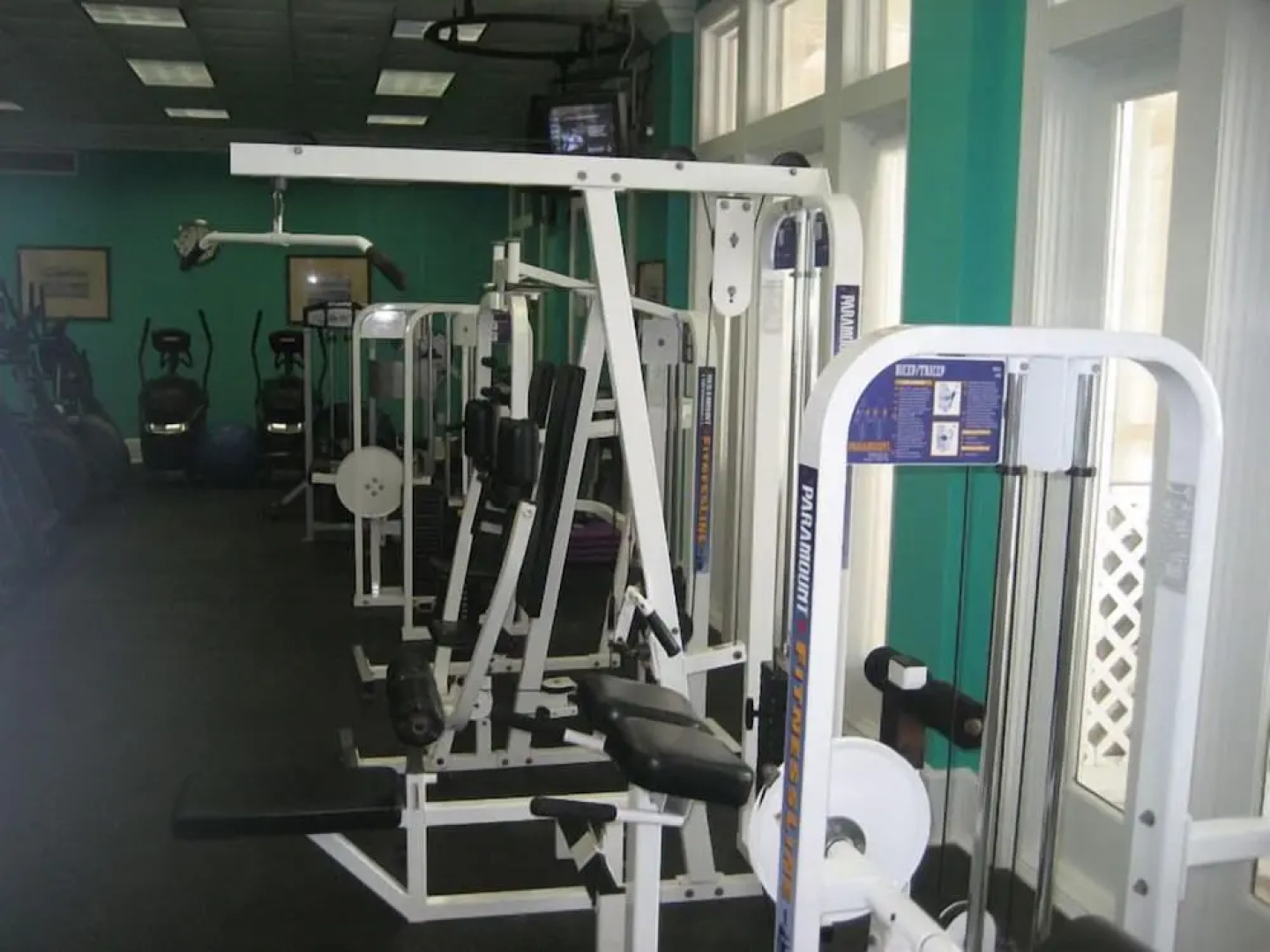 Beach Club Bristol 201 3 Bedroom Condo by RedAwning