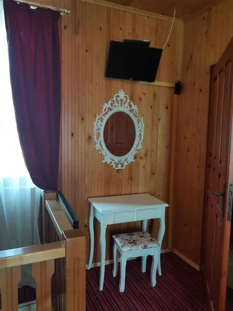 Вила Поликсения Петиня