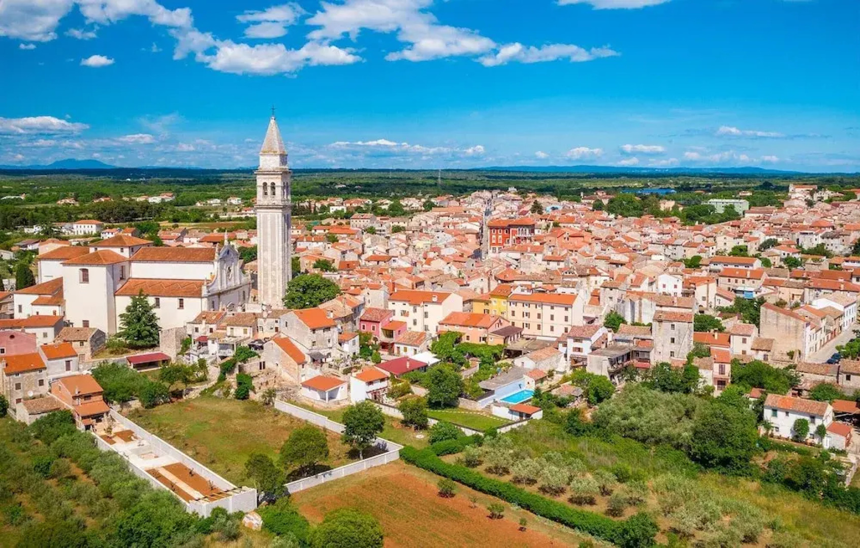 Beautiful Home in Divsici With Wifi and 1 Bedrooms