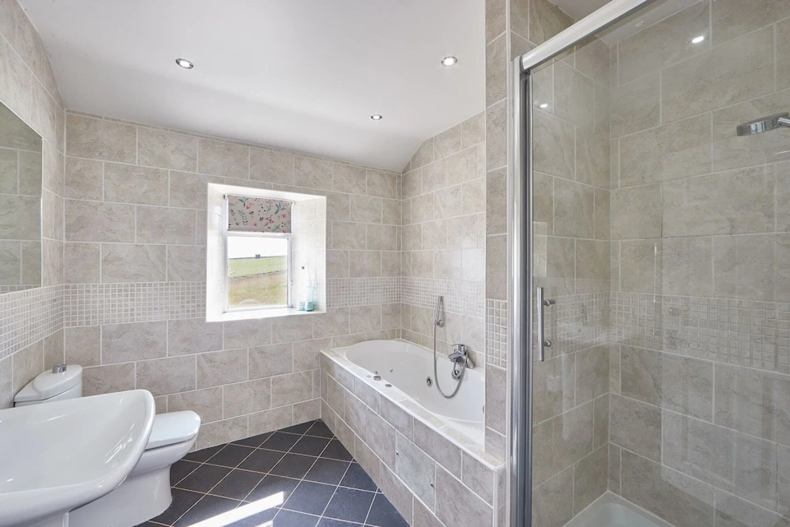 Host Stay Fairview House