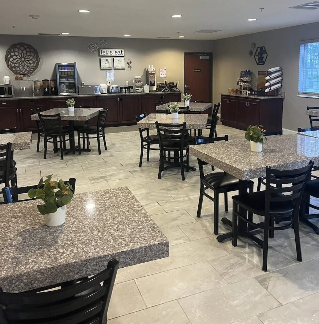 GrandStay Hotel & Suites Becker Big Lake