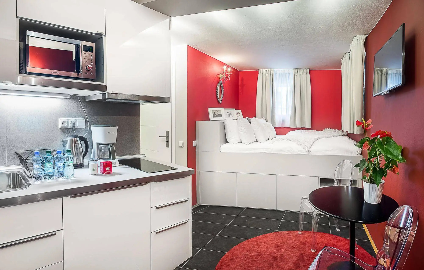 4 Arts Apartments by Adrez Living