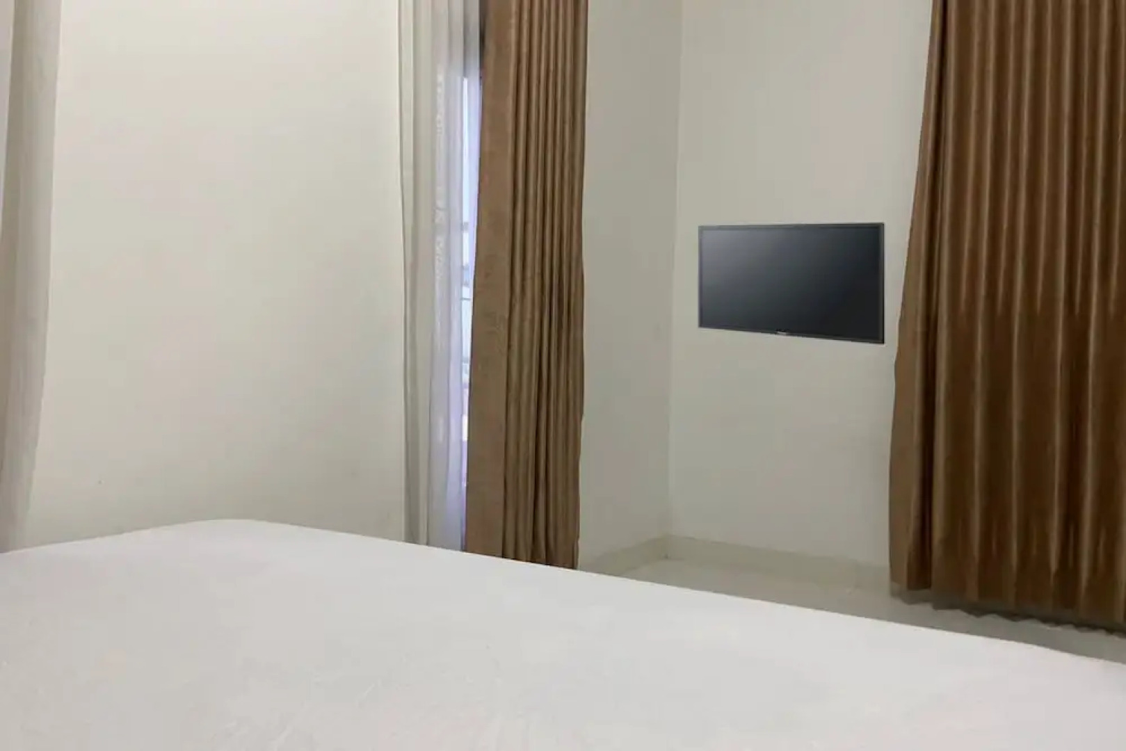 OYO 93485 Hotel Kenzie Sentani