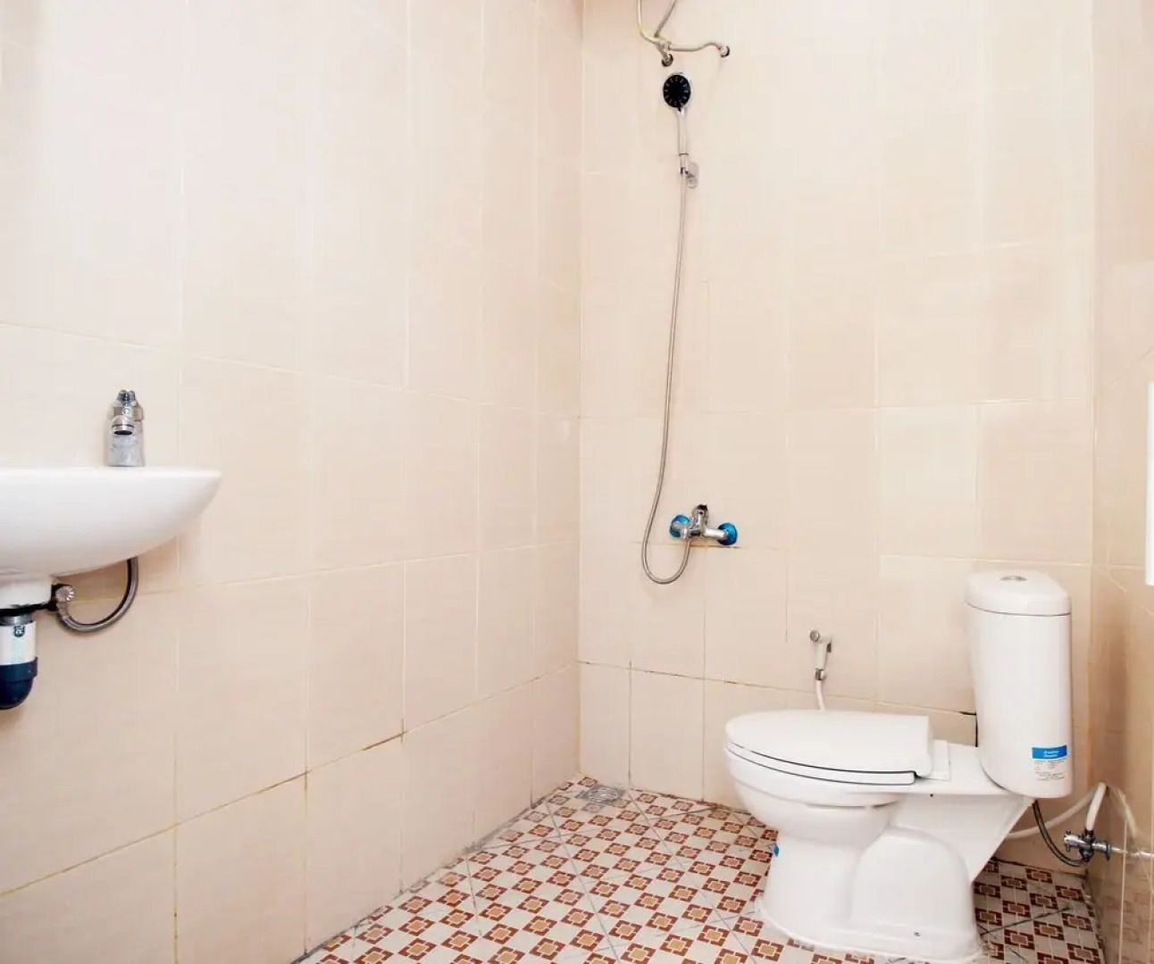 Airy Eco Solo Baru Diponegoro A8