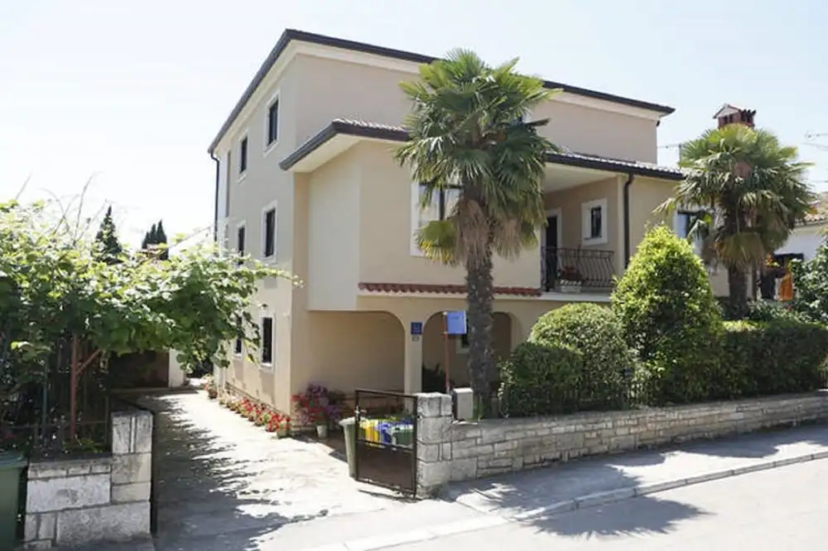 Apartments Guesthouse Ana