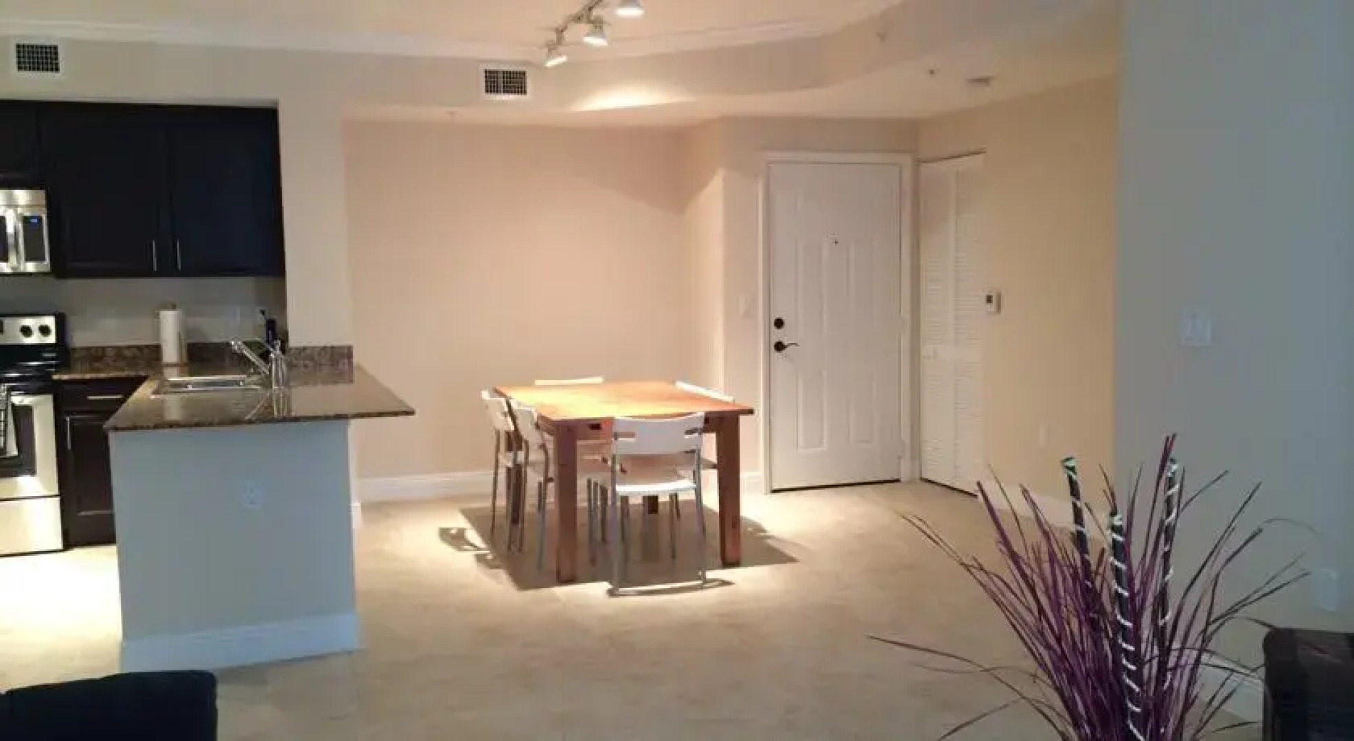 Miami Vacation Eurocorp