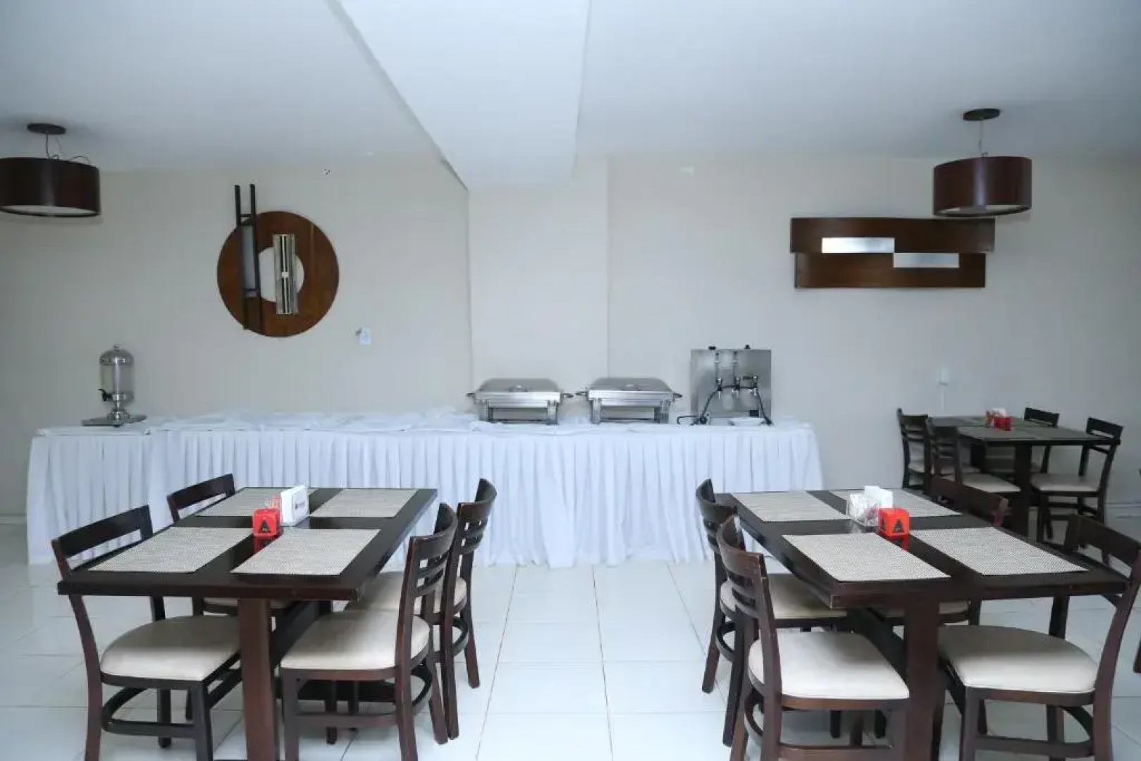 Avelan Plaza Hotel