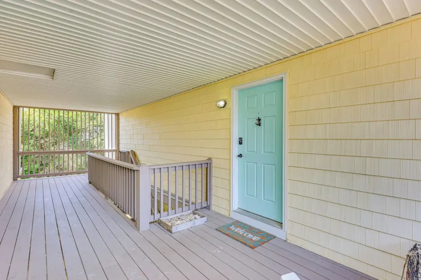 Walk to Beaches: Home w/ Patio in Surf City!