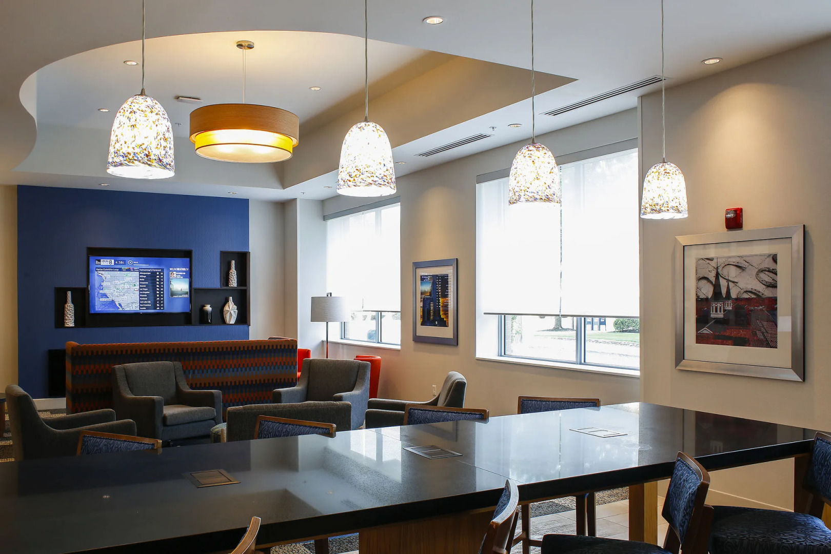 Holiday Inn Express & Suites Louisville Downtown by IHG