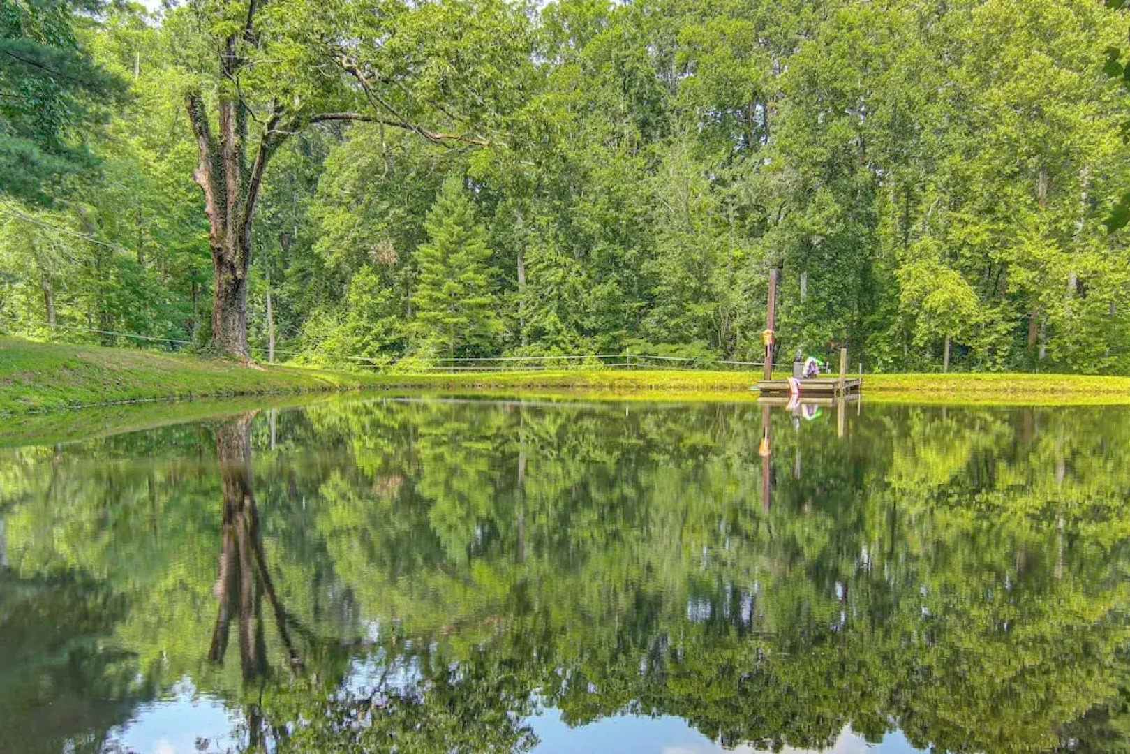 20-acre Cabin w/ Pond: 6 Mi to River Arts District