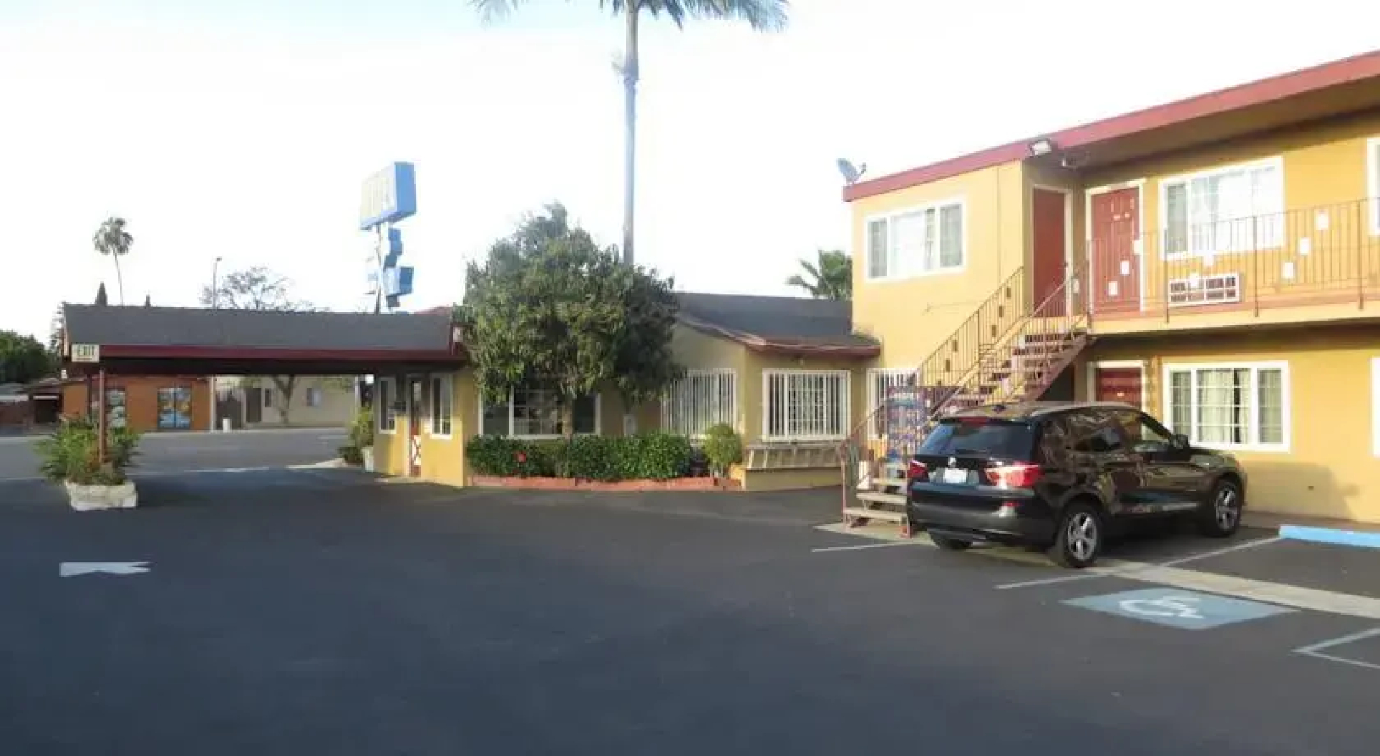 Cloud 9 Motel