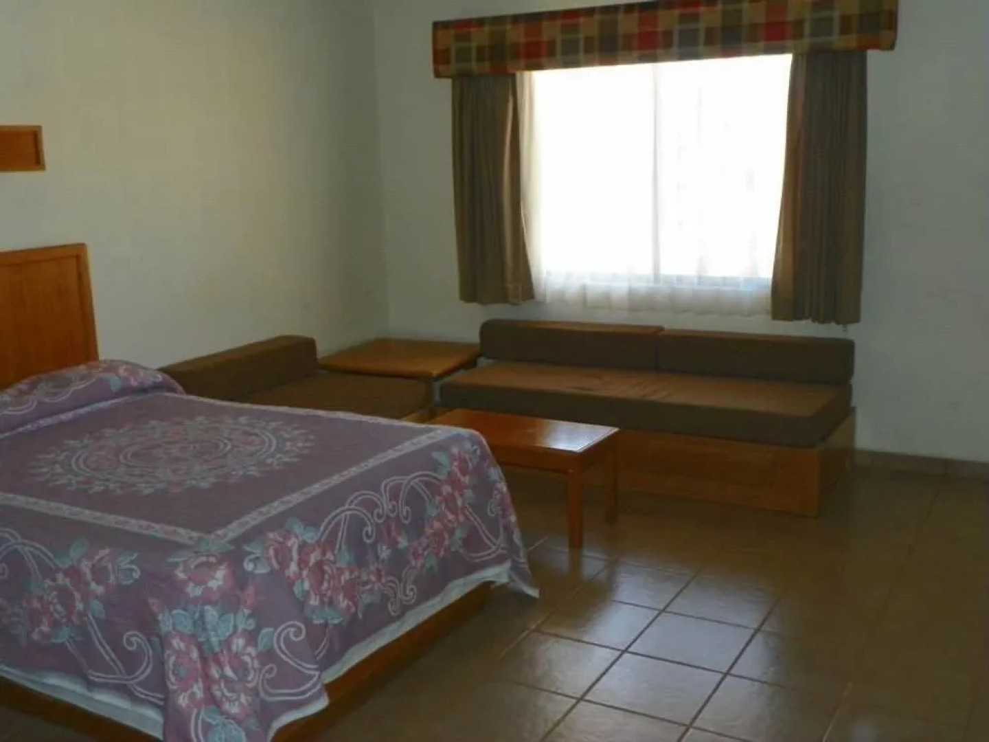 Hotel Maria Luisa Inn & Suites