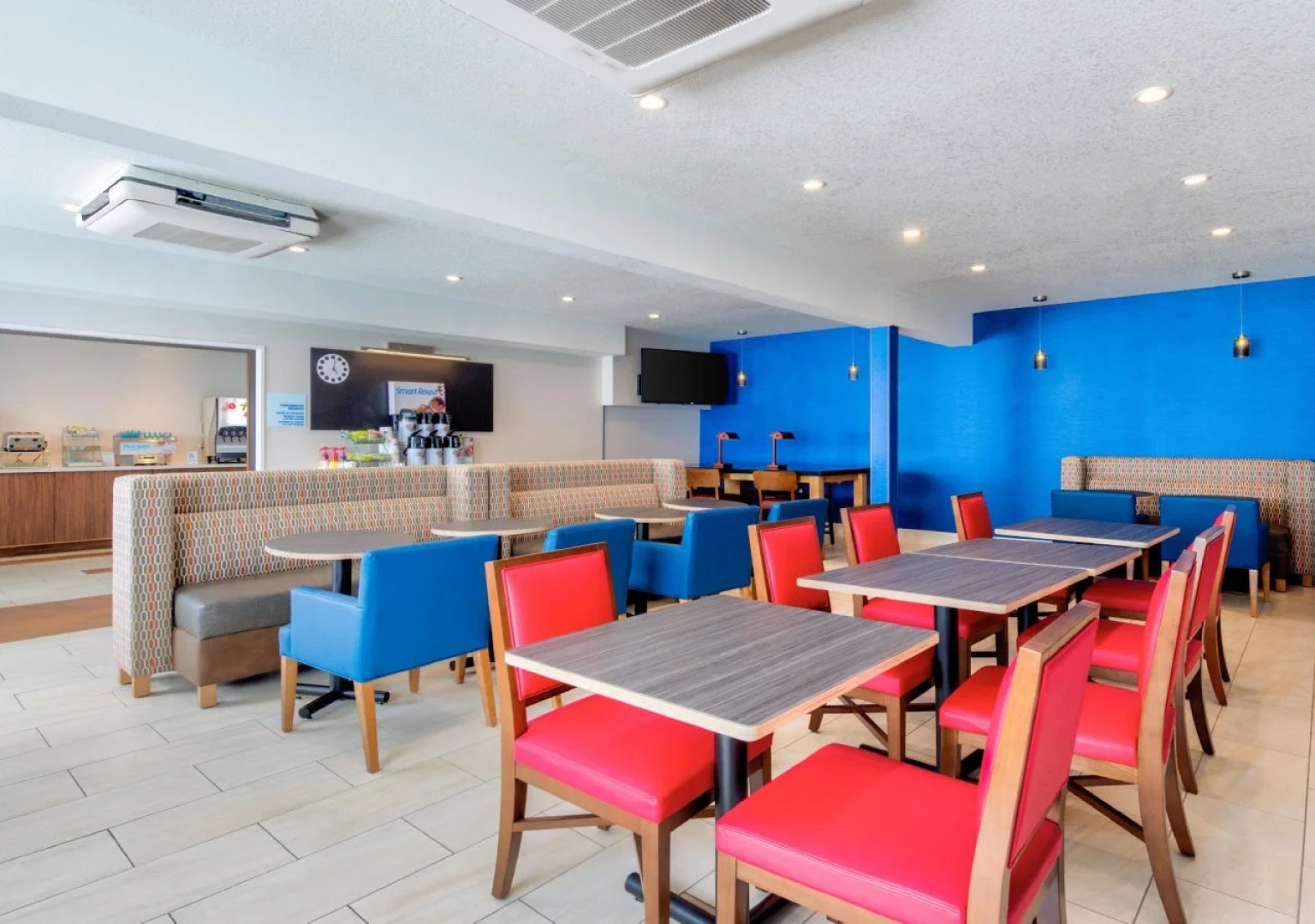 Holiday Inn Express Newberg - Wine Country by IHG