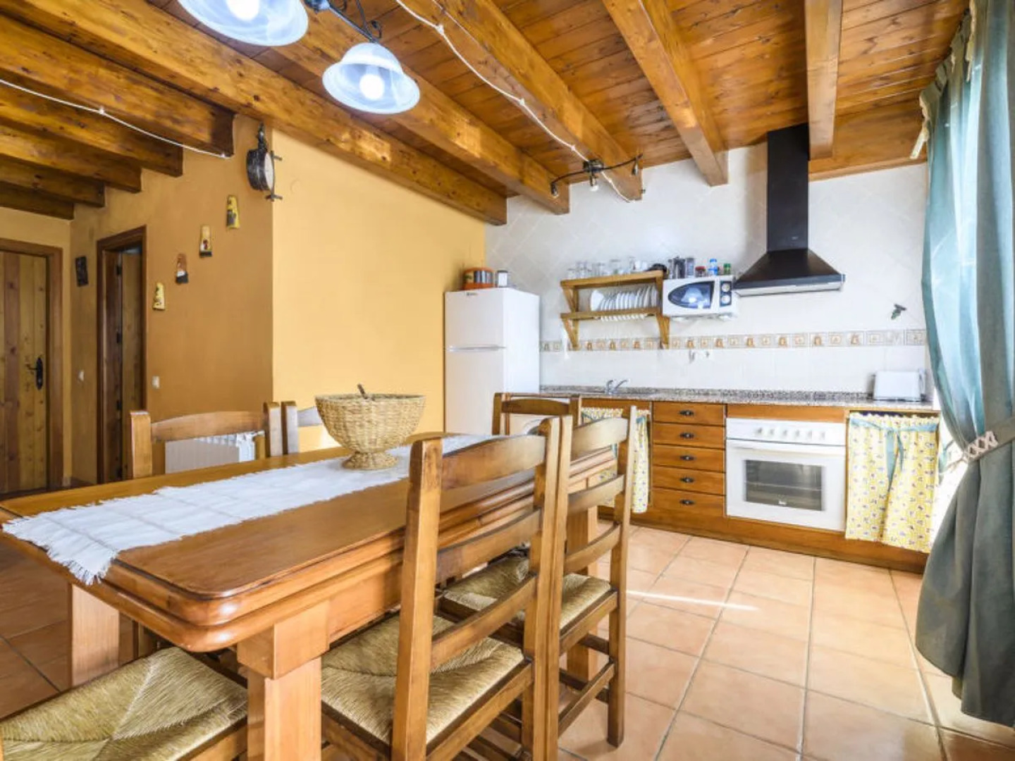 House Angelita Olocau del Rey 13406