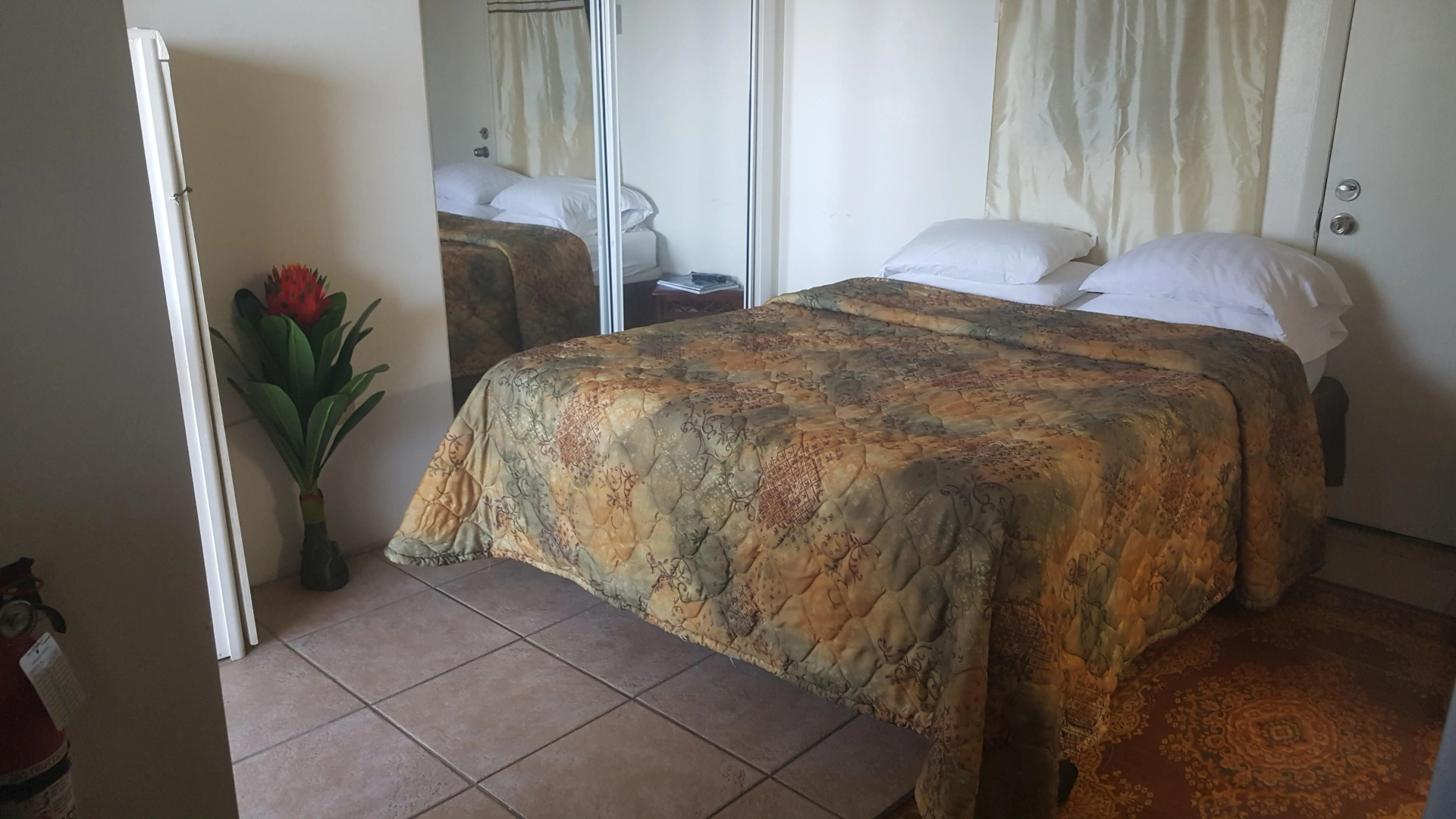 Sunset Gardens Guesthouse