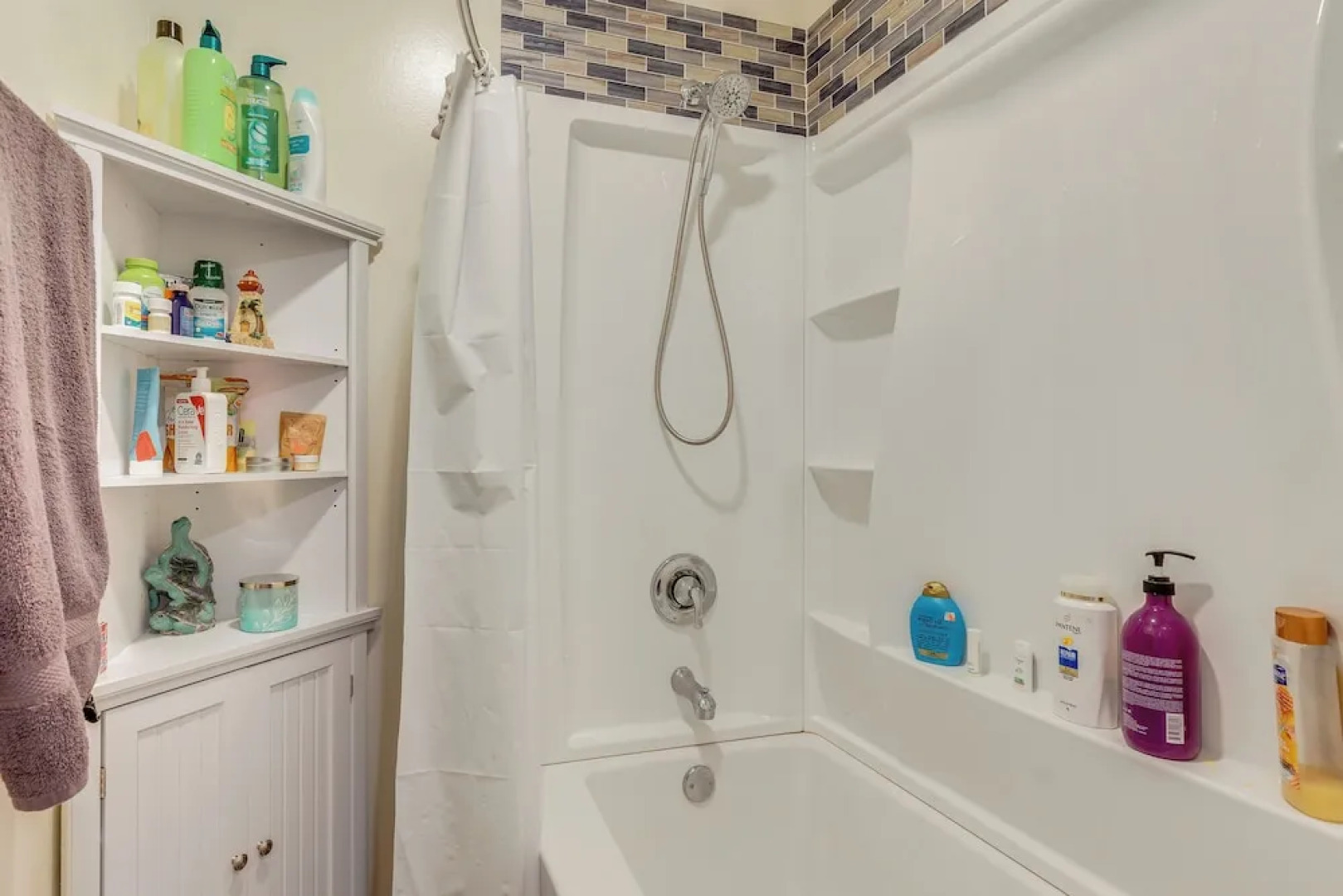 Peaceful Fairhope Getaway, 2 Mi to South Beach