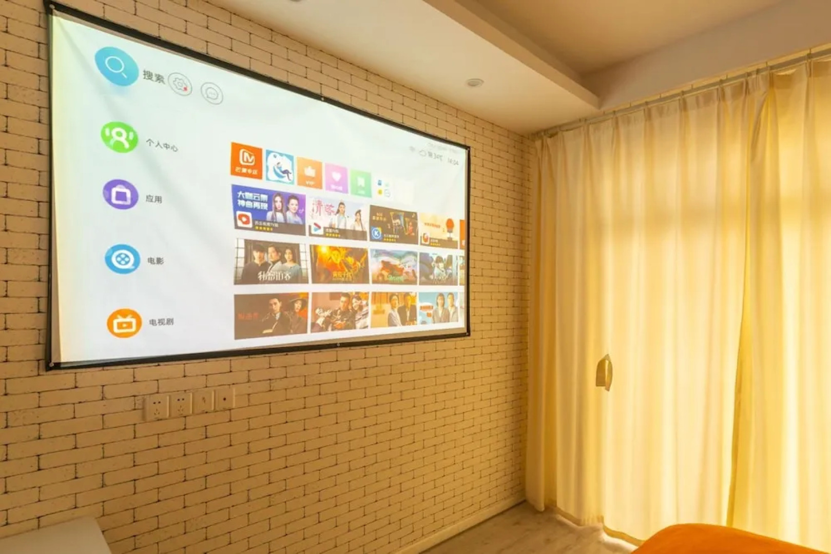 Old Faithful Lodge & Cabins - Inside the Park