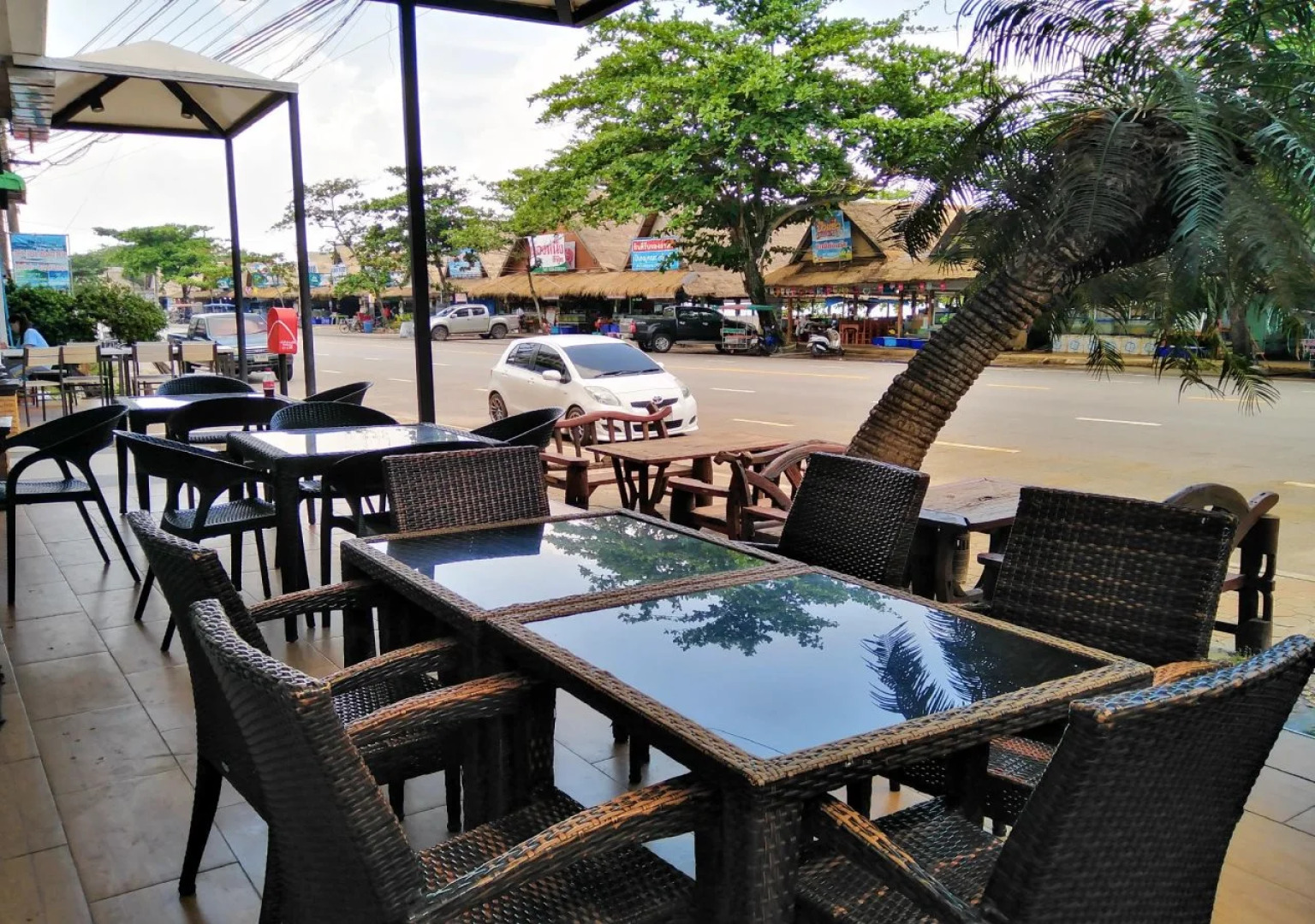 Pimpimarn Beach Hotel