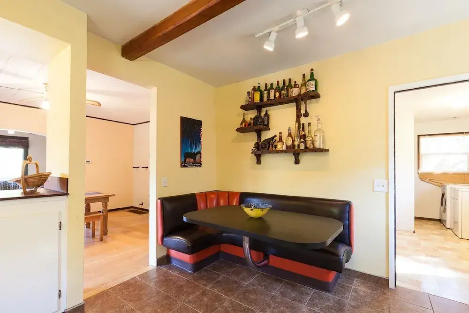 Heartbreak Pet and Family-Friendly Hood River Home by RedAwning