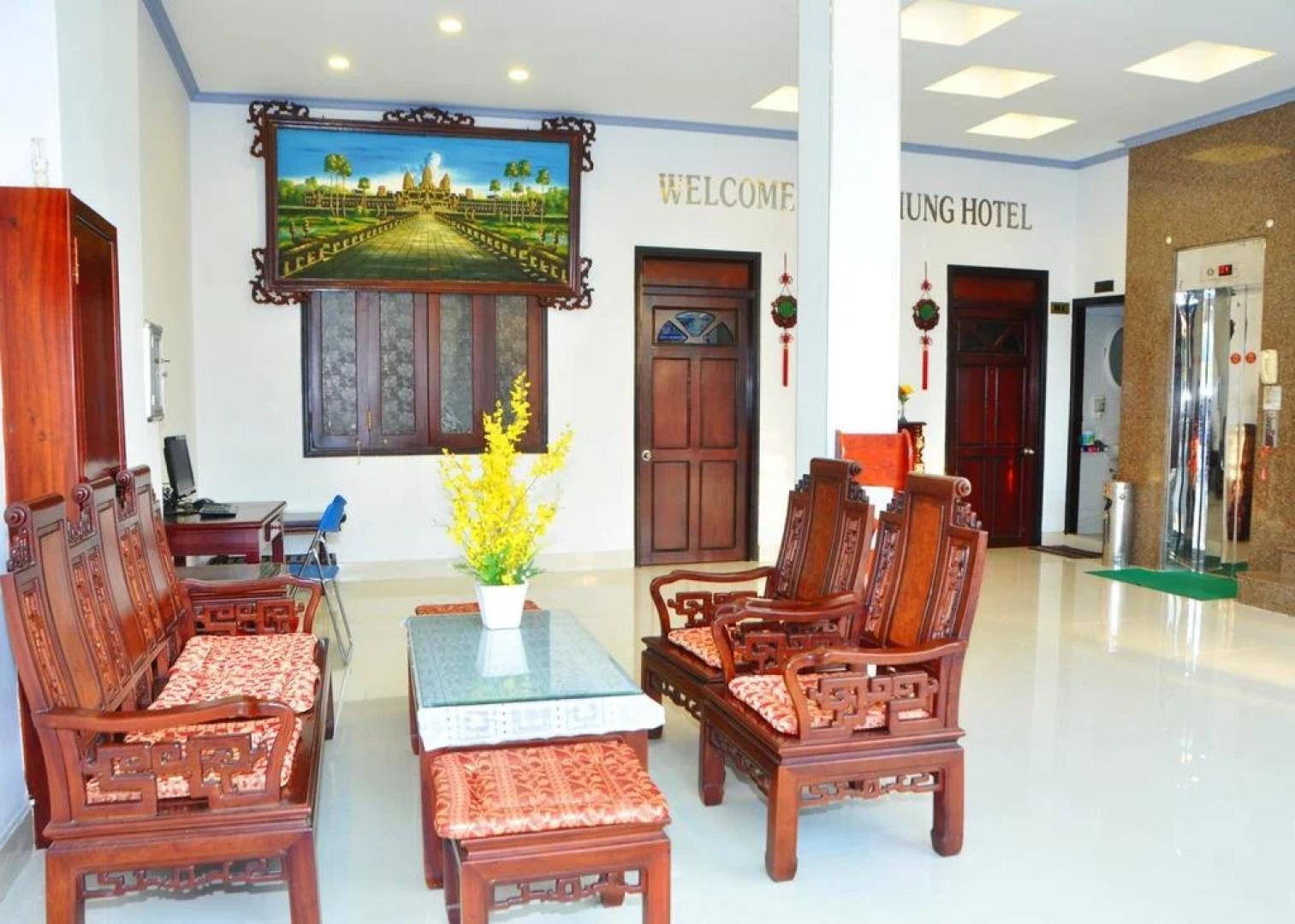 Du Hung Hotel 1