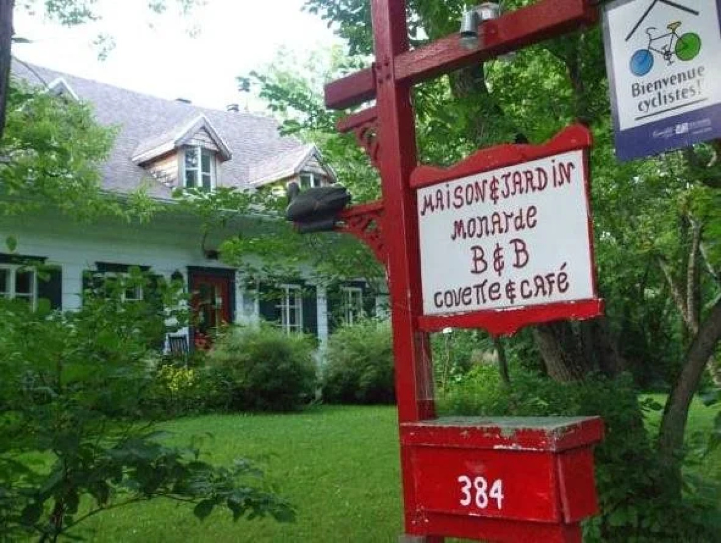 Maison et Jardin Monarde