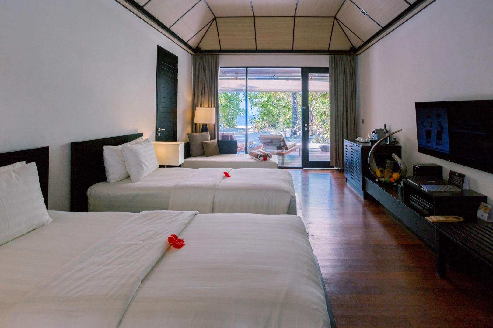 Lily Beach Resort & Spa 