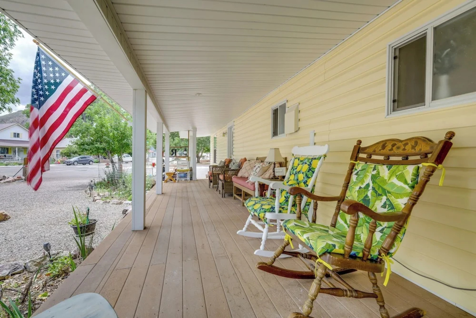 Outdoorsy Caliente Retreat w/ Screened Porch