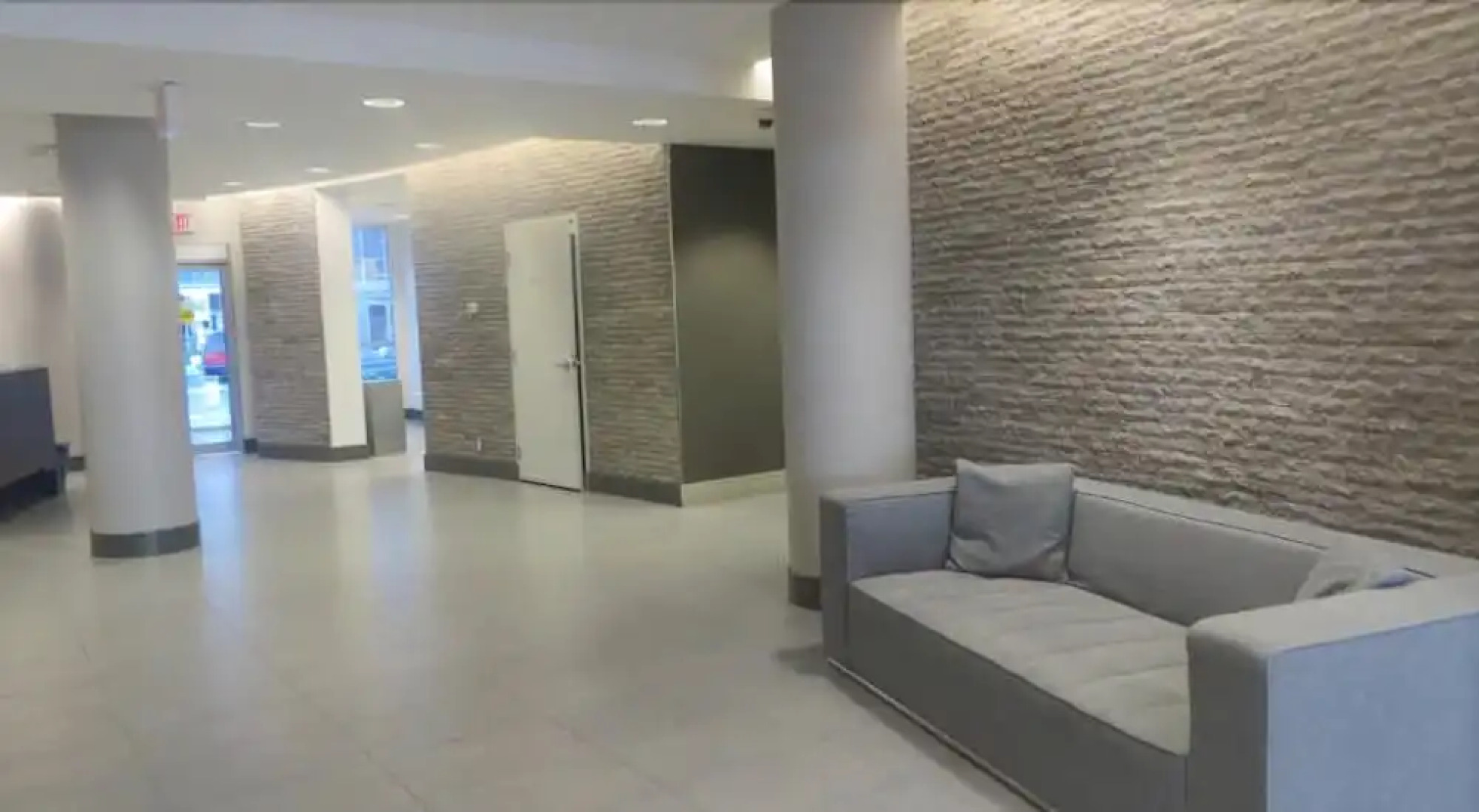 Super Awesome King West Furnished Suite