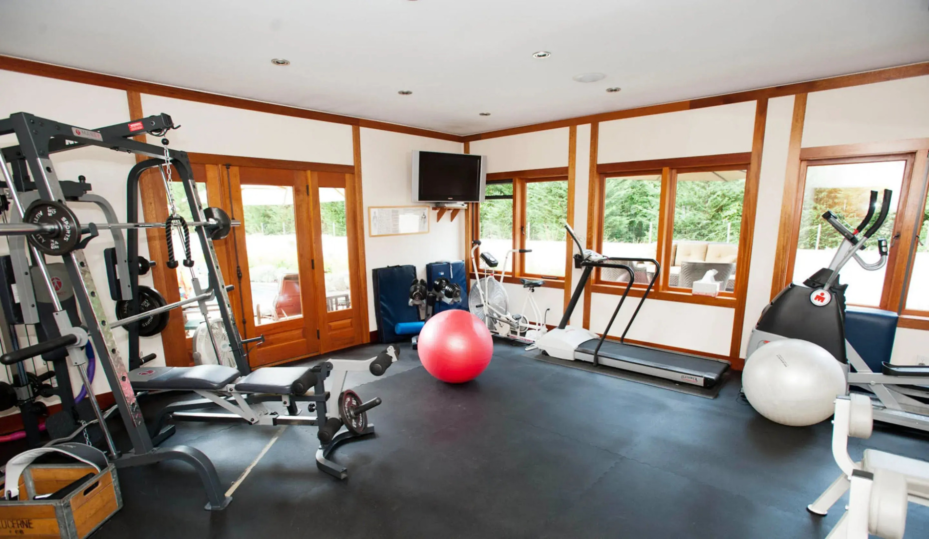 East Hampton Art House Bed & Breakfast