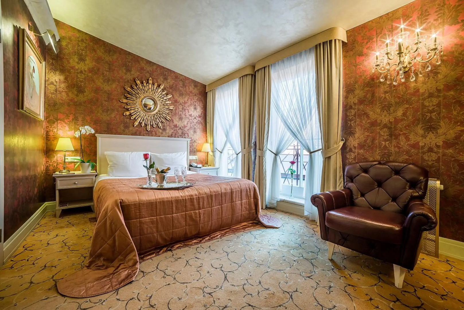 Отель и ресторан IMPERIAL (бывший Ramada)